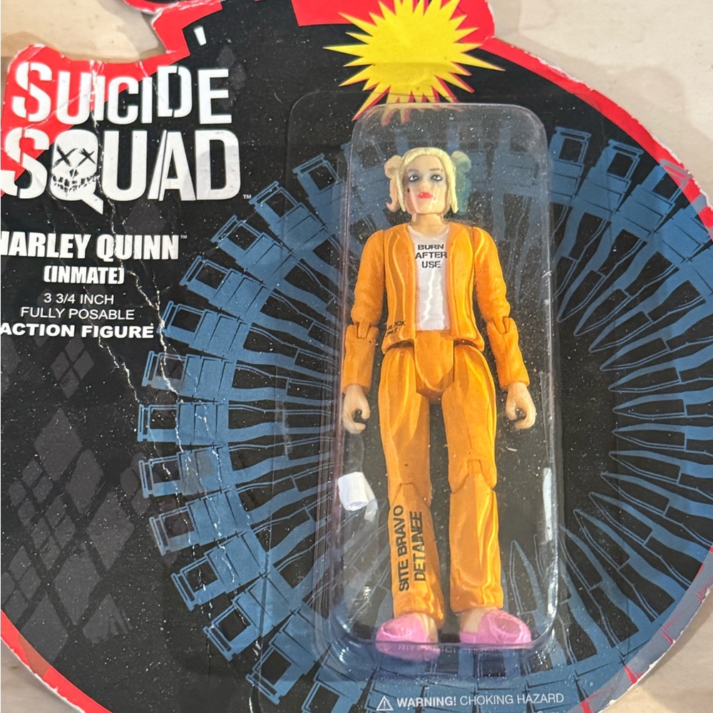 FUNKO ACTION FIGURE: Suicide Squad - Inmate Harley Quinn